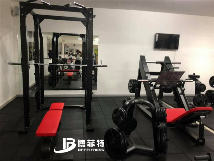 粉色视频APP高清免费下载大全健身器材