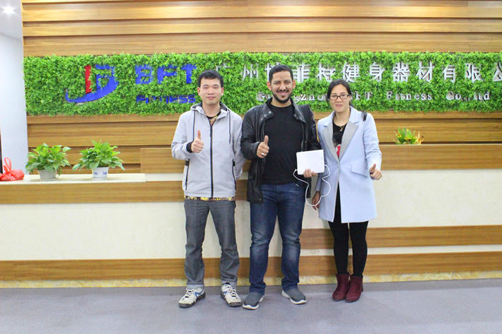 粉色视频APP高清免费下载大全商用健身房器材从中国出口到巴林
