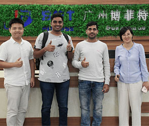 印度客户来中国找健身器械生产粉色视频APP污下载合作